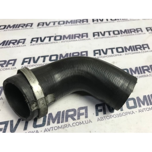 Патрубок интеркулера Ford Focus 2 1.6TDCI 2005-2010 1672189